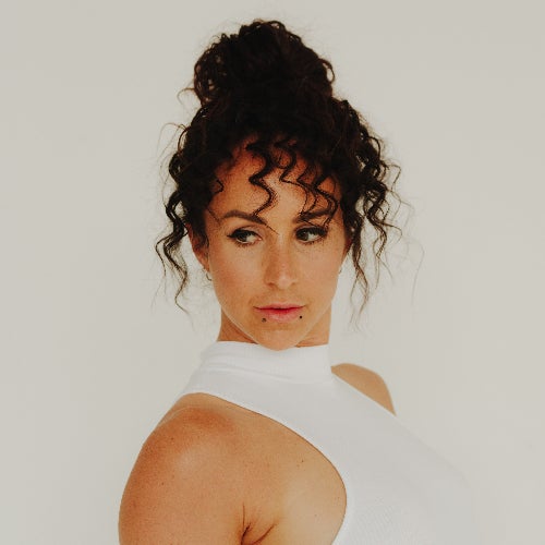 Hannah Wants TO THE WHAT Chart