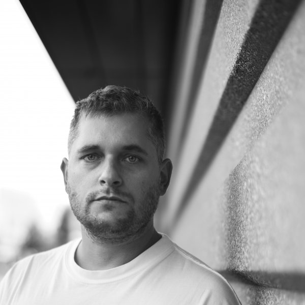 Florian Meindl – November Chart