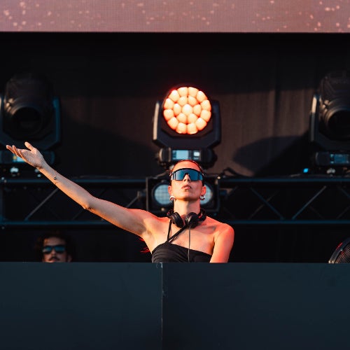 Cristina Lazic – Summer Zic Chart