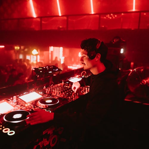 Roah Live At La Feria Club Santiago De Chile Chart