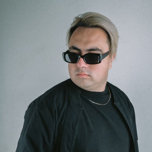 Sebastian Mora – Alive Chart