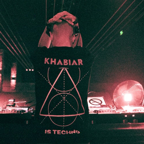 Khabiar – Unequal Ep Chart
