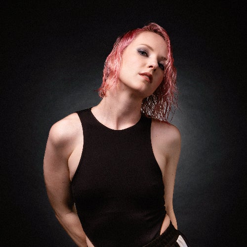 Sylvie Miles – Gib Mir Mehr Bass Chart