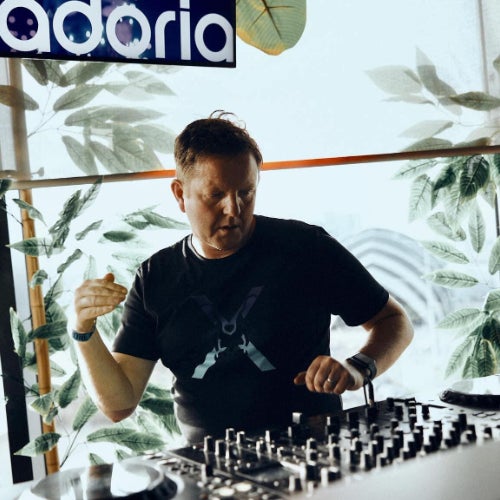 Steve Parry ‘Selador 200’ Sept 2025 Chart